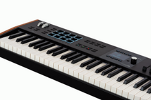 Load image into Gallery viewer, ARTURIA KEYLAB 88 MK3 MIDI CONTROLLER 88